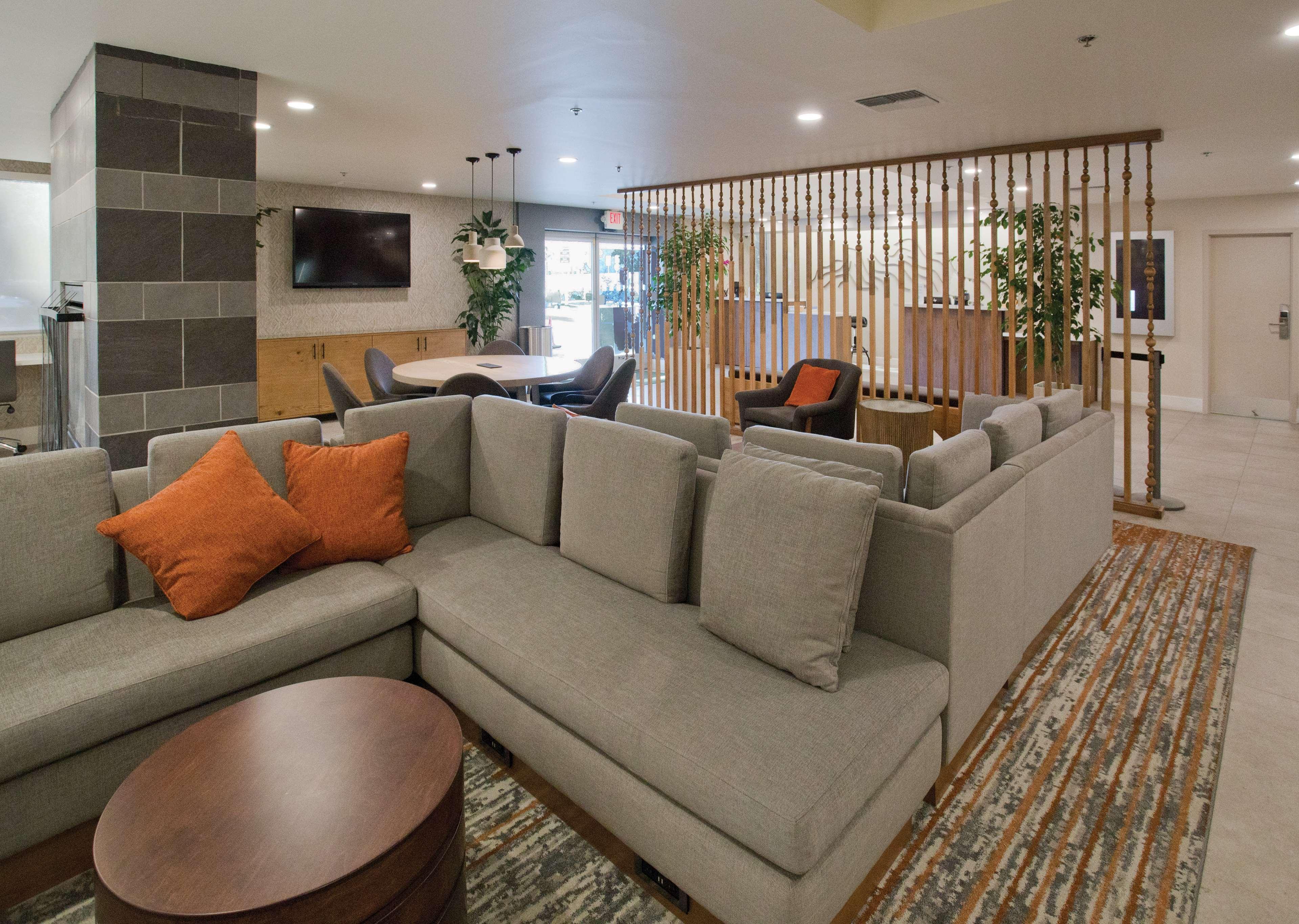 Doubletree By Hilton Chico, Ca Hotel Екстериор снимка