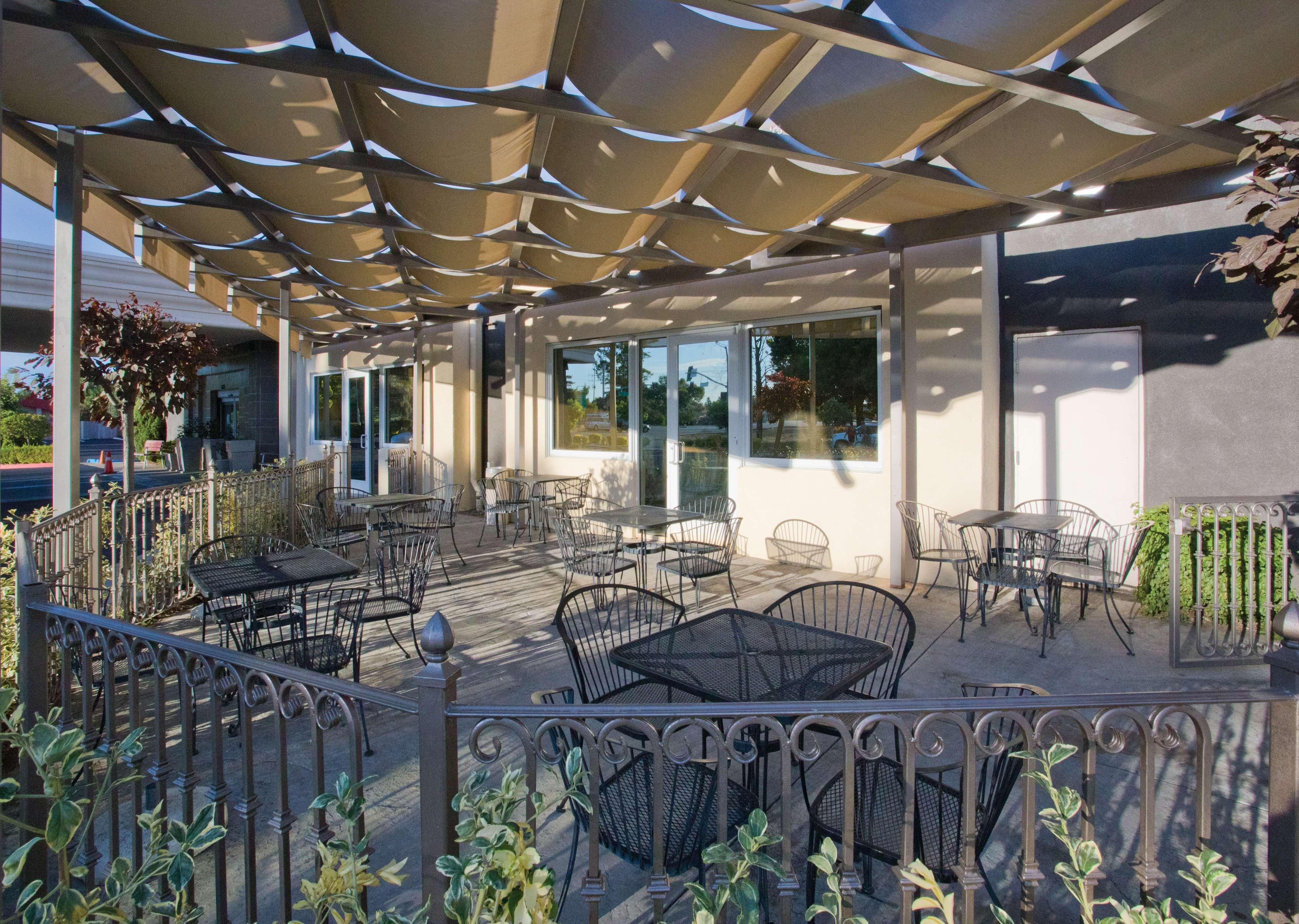 Doubletree By Hilton Chico, Ca Hotel Екстериор снимка