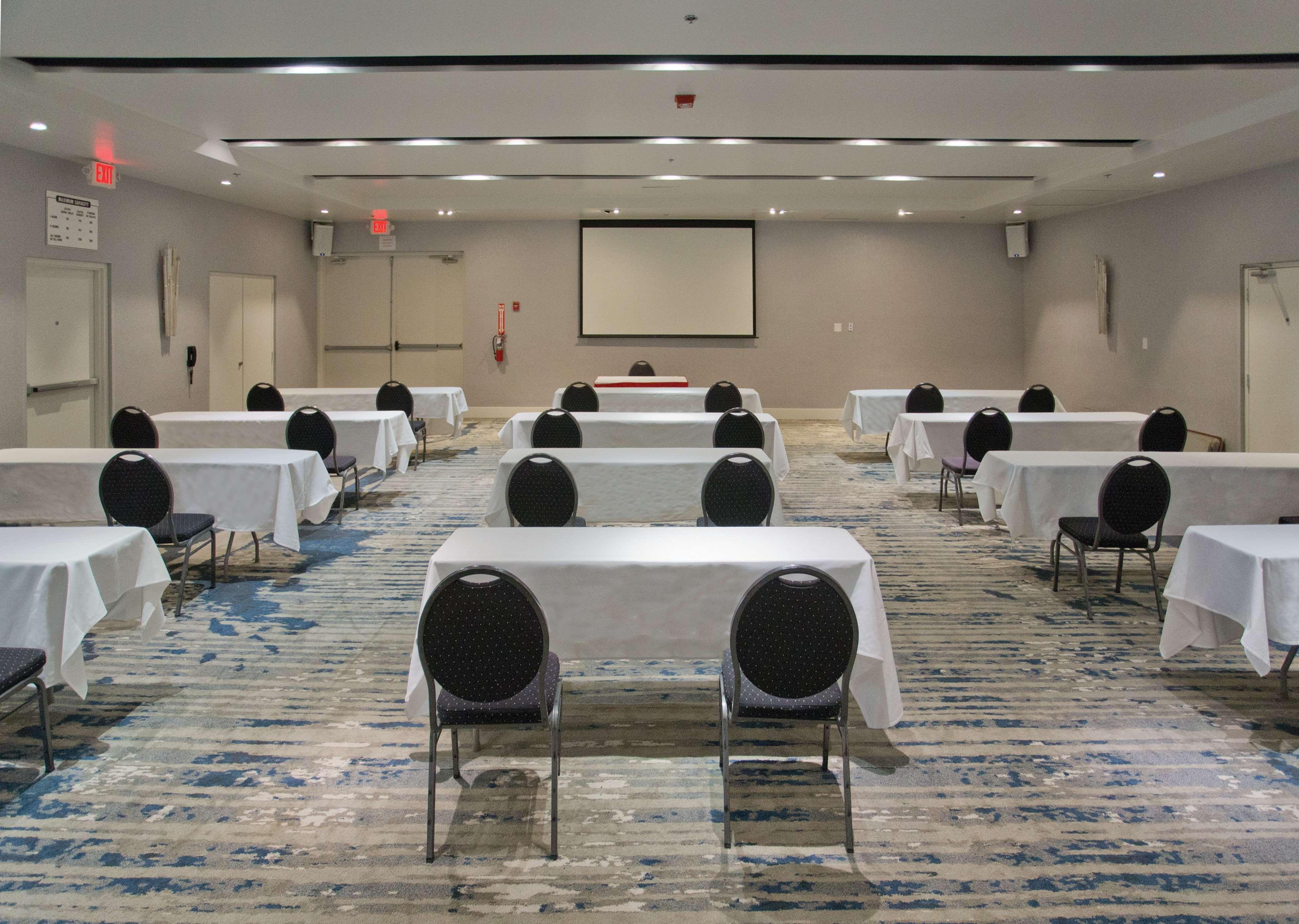 Doubletree By Hilton Chico, Ca Hotel Екстериор снимка