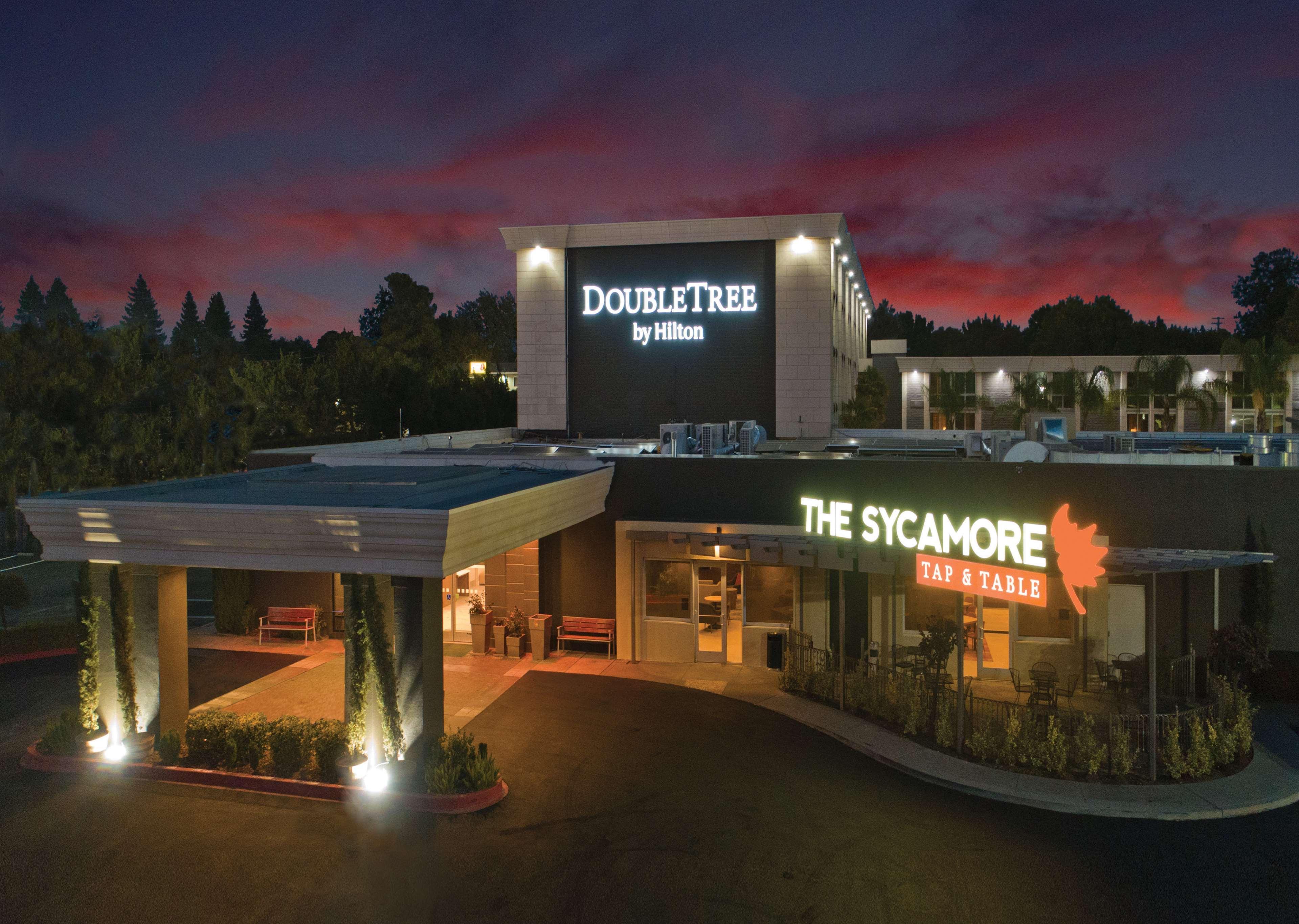 Doubletree By Hilton Chico, Ca Hotel Екстериор снимка