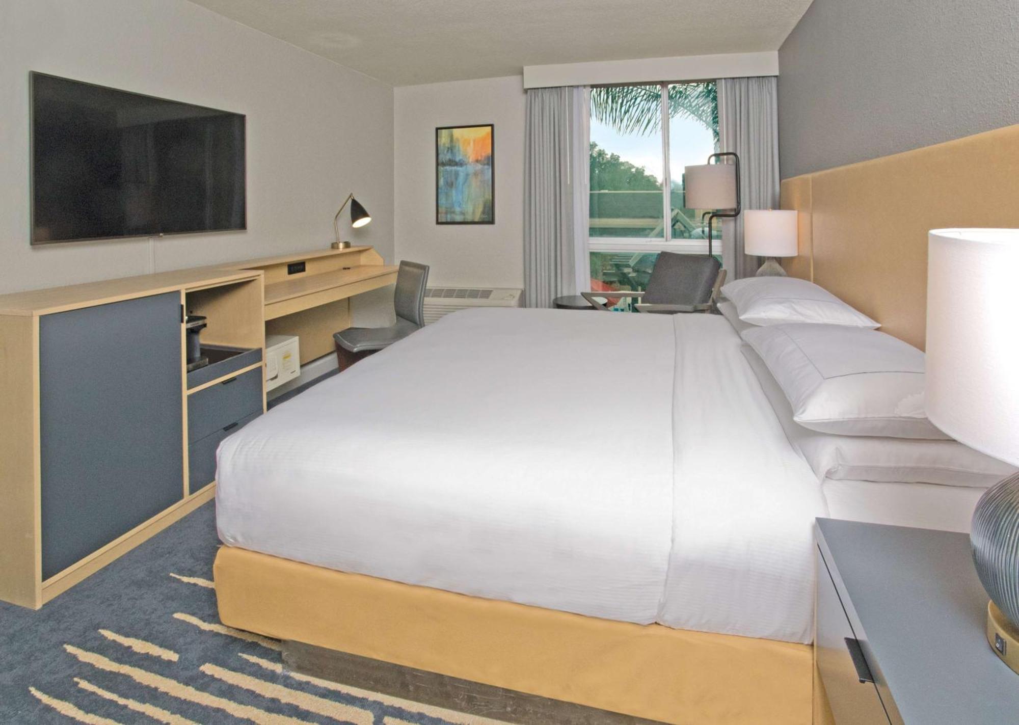 Doubletree By Hilton Chico, Ca Hotel Екстериор снимка